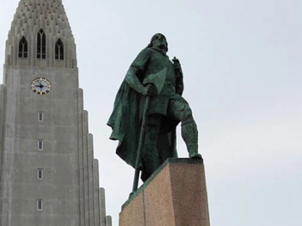 Statue of the Norwegian explorer Leif Erikson.